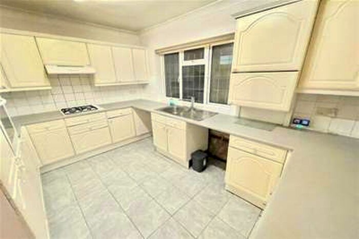 3 Bedroom Bungalow To Rent In Straight Road RM3