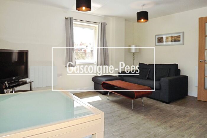 1 Bedroom Flat To Rent In Central Point, Basingstoke, RG21
