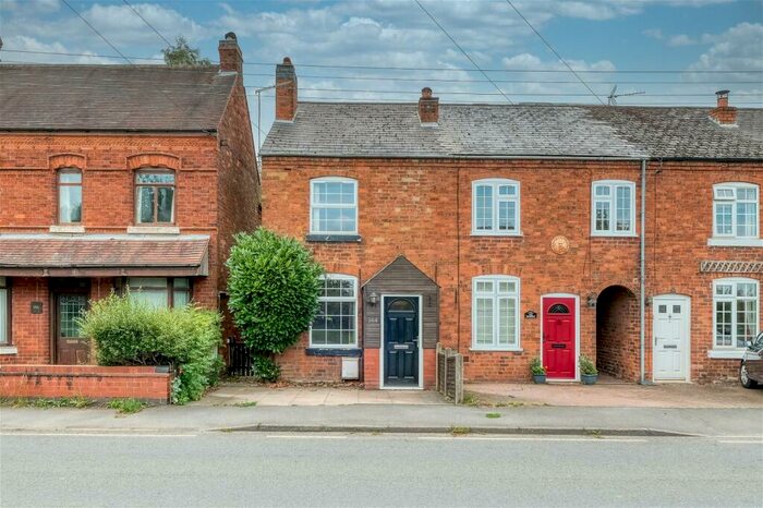 2 Bedroom End Of Terrace House For Sale In The Ridgeway, Astwood Bank, Redditch, B96