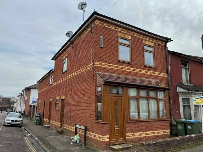 3 Bedroom Flat To Rent In Derby Road, Newtown, Southampton, SO14