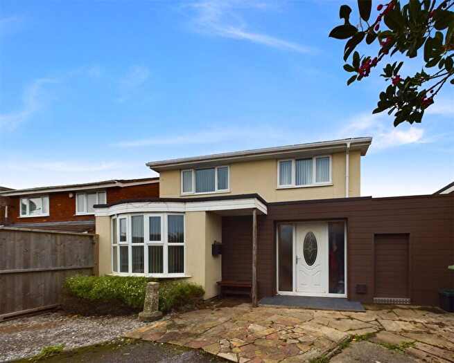 4 Bedroom Detached House For Sale In Burnham Close, Bleadon Hill, Weston-super-Mare, North Somerset, BS24