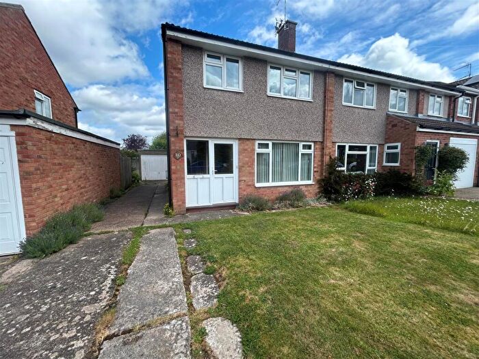 3 Bedroom Semi-Detached House For Sale In Tudor Drive, Cosby, Leicester, LE9