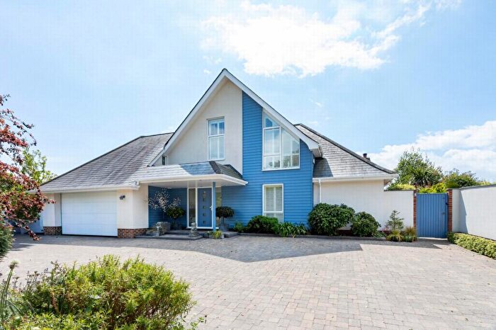 4 Bedroom Detached House For Sale In Cannongate Road, Hythe, CT21