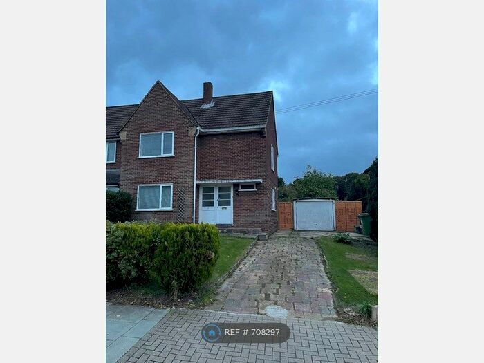 3 Bedroom Semi-Detached House To Rent In Hillcrest Road, Orpington, BR6