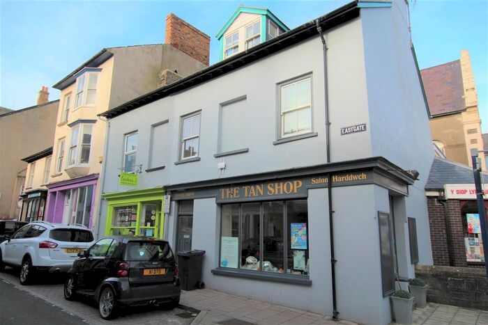 2 Bedroom Flat To Rent In Eastgate, Aberystwyth, SY23