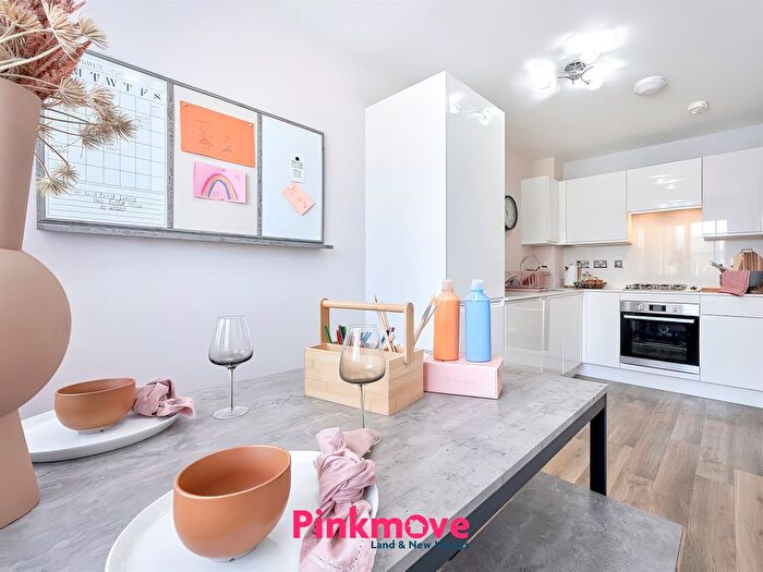 3 Bedroom Town House For Sale In Seymour Place, Undy, Caldicot, NP26