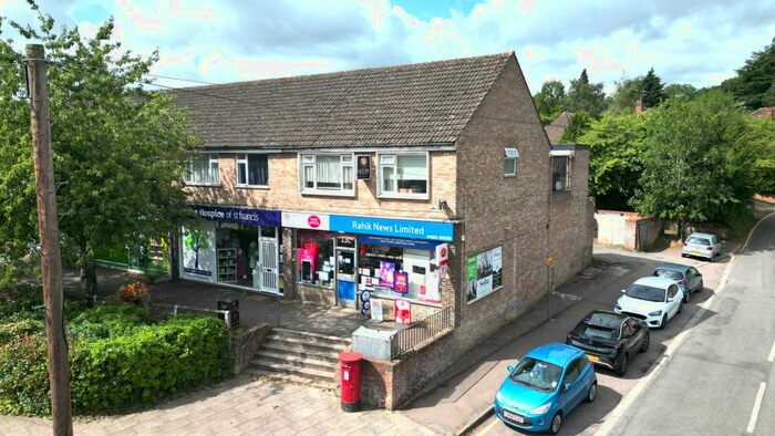 2 Bedroom Flat To Rent In Hempstead Road, Kings Langley, Hertfordshire, WD4