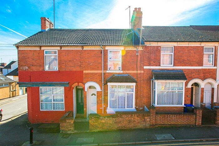2 Bedroom Terraced House To Rent In Mill Road, Kettering, NN16