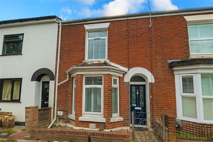 3 Bedroom Terraced House To Rent In Southampton, SO14