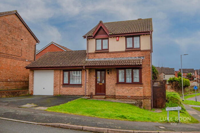 4 Bedroom Detached House For Sale In West Park Drive, Plympton, PL7