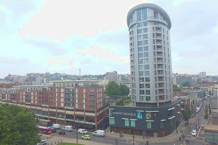 2 Bedroom Apartment To Rent In Eclipse, Cabot Circus, Bristol, BS1