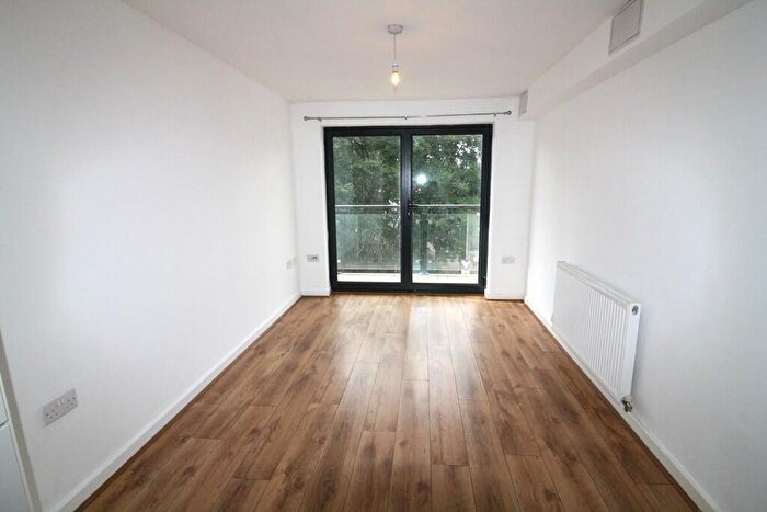 1 Bedroom Apartment To Rent In City Towers, Watery Street, Sheffield, S3