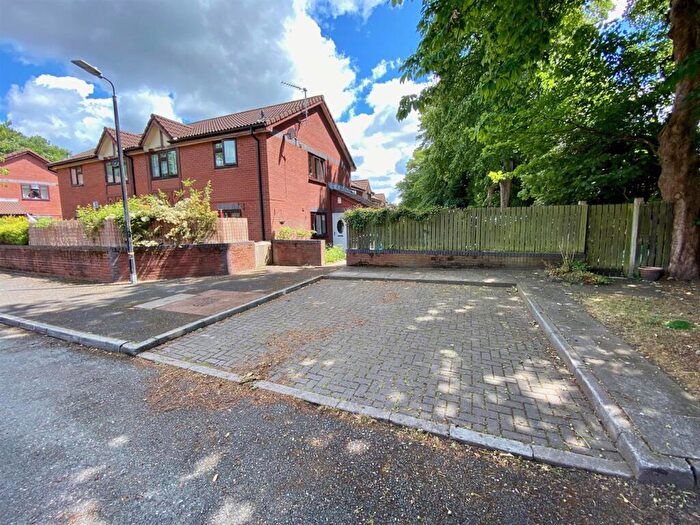 1 Bedroom Apartment To Rent In Granary Way, Sale, M33
