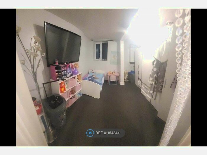 1 Bedroom Flat To Rent In Park Road, Gloucester, GL1