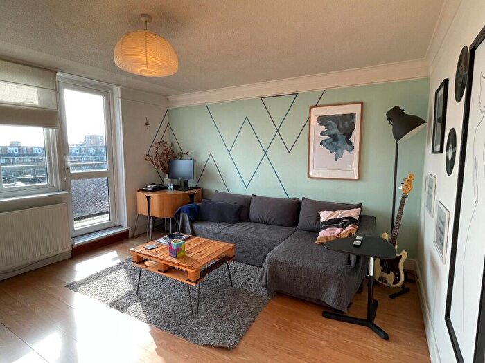 1 Bedroom Flat To Rent In Marden Square, London, SE16