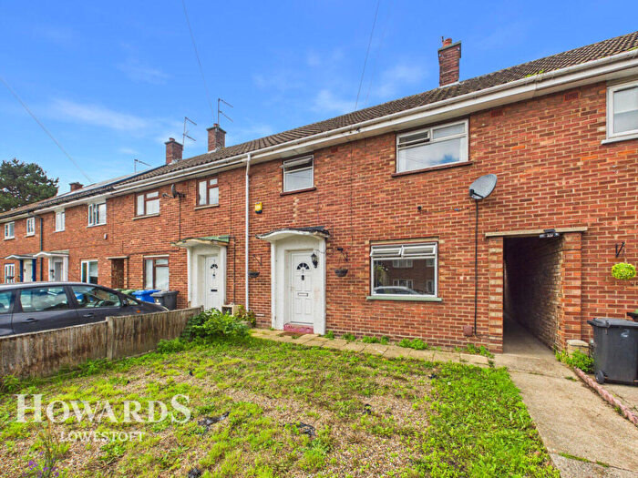 3 Bedroom Terraced House For Sale In Northgate, Lowestoft, NR32