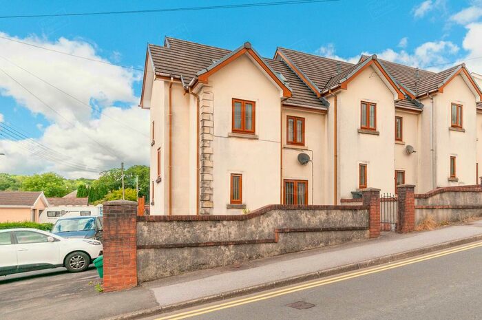 3 Bedroom End Of Terrace House To Rent In Astoria Place, Ystradgynlais, Swansea., SA9