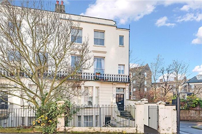 2 Bedroom Apartment To Rent In Bolton Road, St Johns Wood, NW8