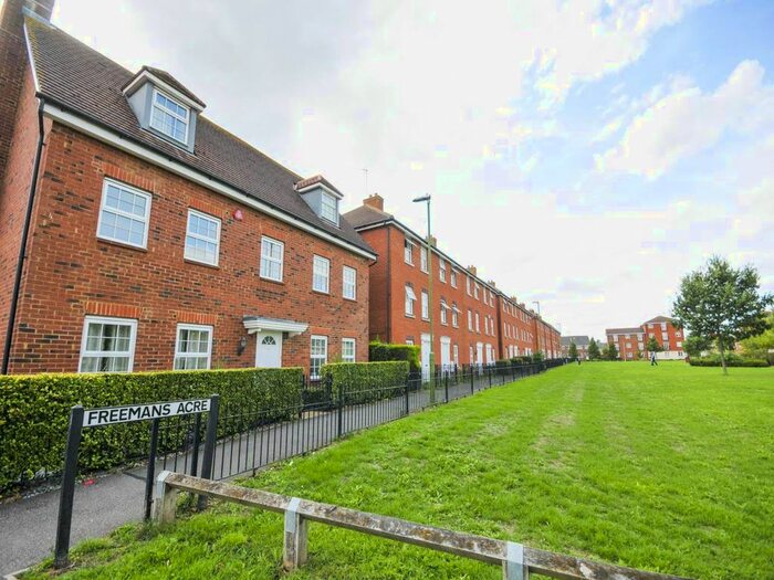 6 Bedroom Property To Rent In Freemans Acre, Hatfield, Hertfordshire, AL10