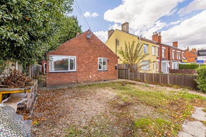 2 Bedroom Detached Bungalow For Sale In Carlton Road, Boston, Lincolnshire, PE21