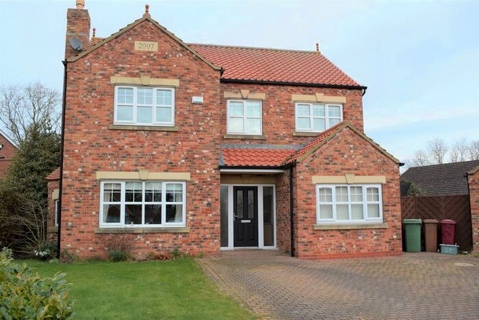 4 Bedroom Detached House To Rent In Earl Close, Ulceby, DN39