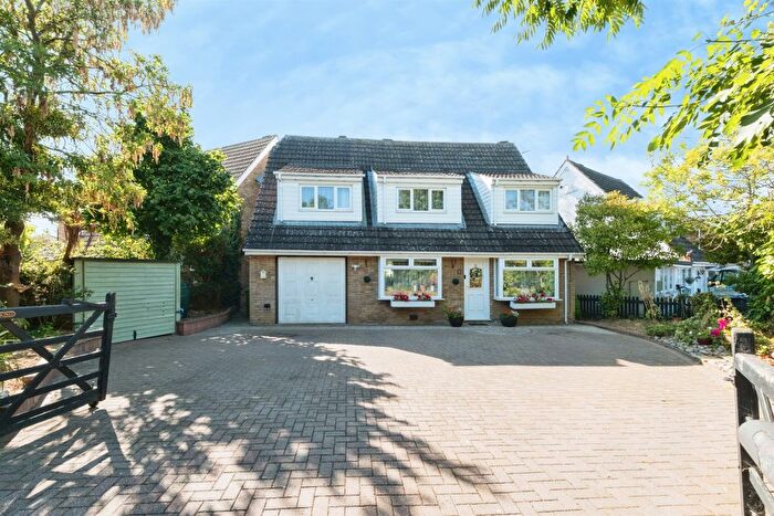 4 Bedroom Detached House For Sale In Hornbeam, Newport Pagnell, MK16
