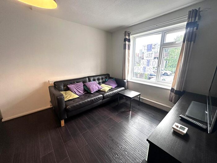 2 Bedroom Flat To Rent In North Sherwood Street, Nottingham, NG1