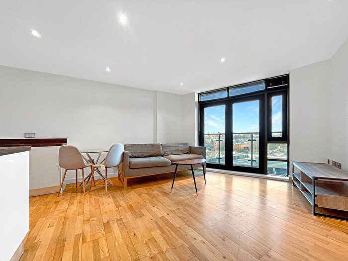 1 Bedroom Property To Rent In Montague, Gotts Road, Leeds, LS12