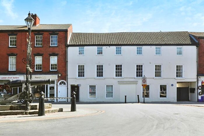 2 Bedroom Flat To Rent In Chapelgate, Retford, DN22