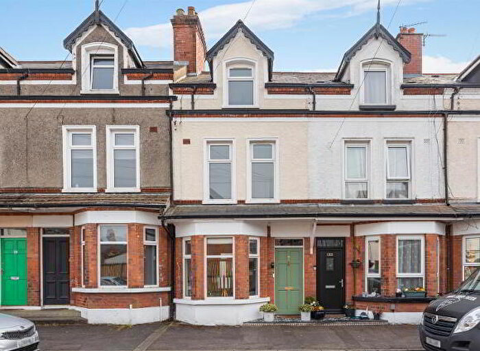 4 Bedroom Terrace House For Sale In Kerrsland Crescent, Belfast, BT5