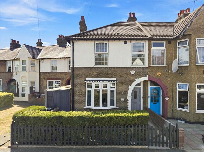 3 Bedroom Terraced House For Sale In North Countess Road, London, E17
