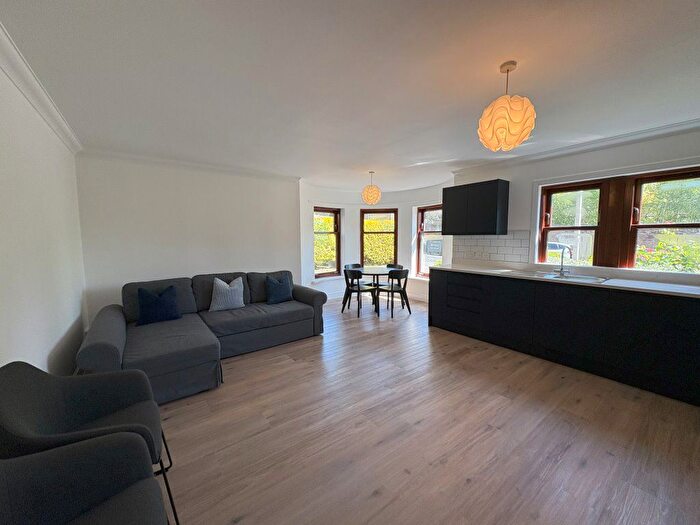 4 Bedroom Flat To Rent In (G/L) Roseangle Court, Dundee, Dundee, DD1