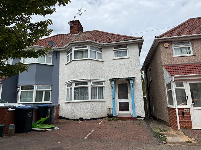 3 Bedroom Detached House To Rent In Brent Way, Wembley, HA9