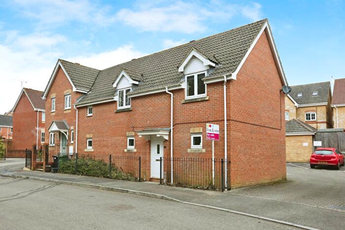 2 Bedroom House For Sale In Fallow Crescent, Hedge End, Southampton, SO30