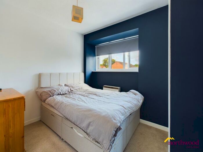 1 Bedroom Flat To Rent In Daltry Way, Madeley, CW3