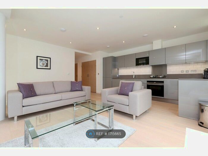 2 Bedroom Flat To Rent In Pilot Walk, London, SE10