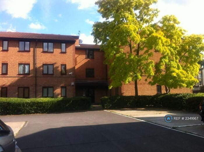 1 Bedroom Flat To Rent In John Maurice Close, London, SE17