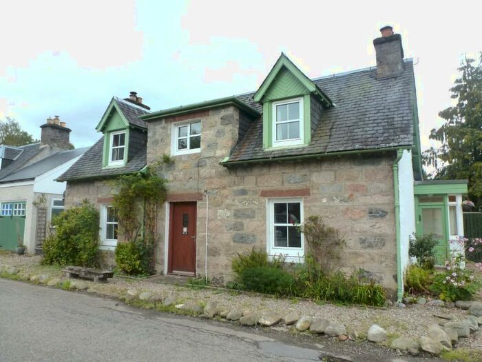 4 Bedroom Cottage To Rent In , IV63