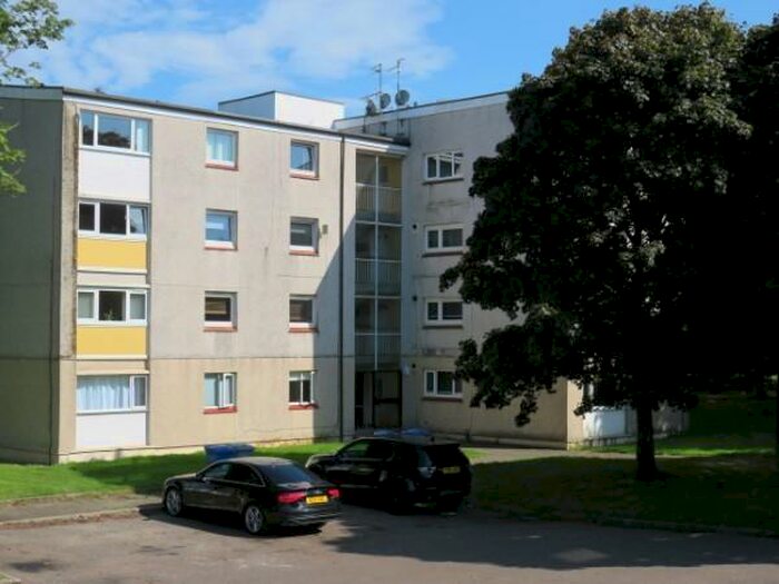 2 Bedroom Flat To Rent In Pembroke, Eastkilbride, G74