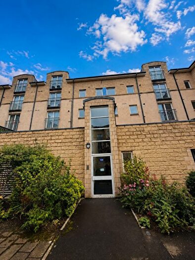 2 Bedroom Flat For Sale In /, Crewe Road North, Edinburgh, Edinburgh, EH5