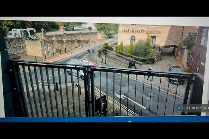 2 Bedroom Flat To Rent In Cornish Square, Sheffield, S6