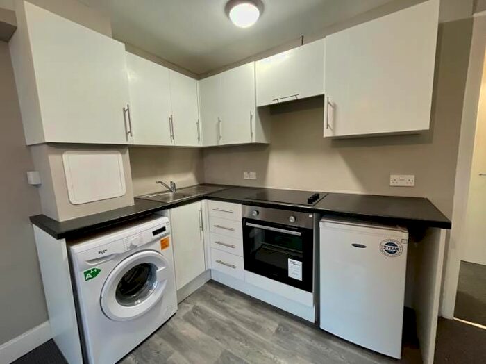 1 Bedroom Flat To Rent In Isla Street, Dundee, DD3