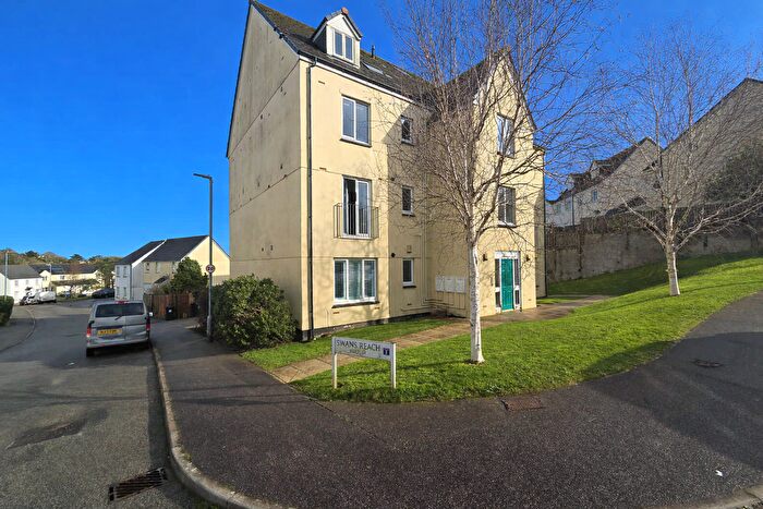 2 Bedroom Flat To Rent In Swans Reach, Falmouth, TR11