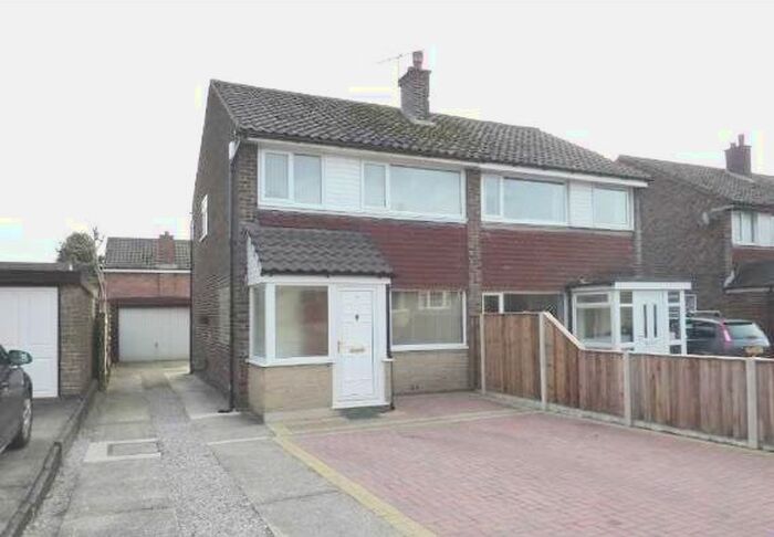 3 Bedroom Semi-Detached House To Rent In Compton Green, Fulwood, Preston, PR2