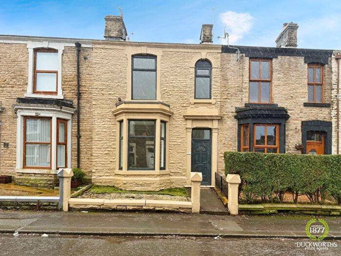 4 Bedroom Terraced House For Sale In Sough Road, Darwen, BB3