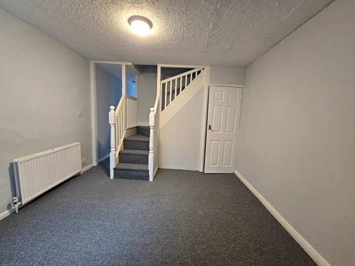 4 Bedroom House To Rent In Zion Road, Croydon, London, CR7