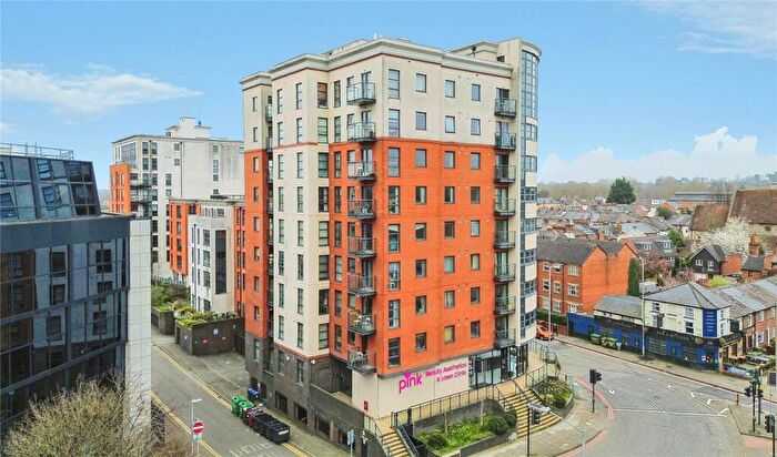 1 Bedroom Apartment For Sale In Watlington Street, Reading, Berkshire, RG1