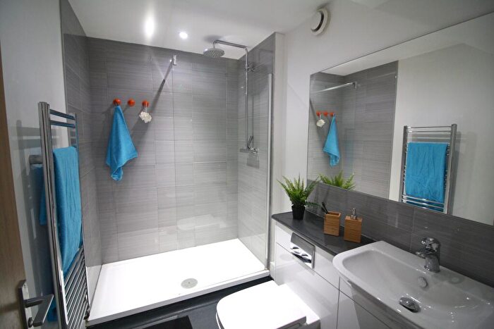 6 Bedroom Flat To Rent In Lower Brown Street, , Leicester, LE1