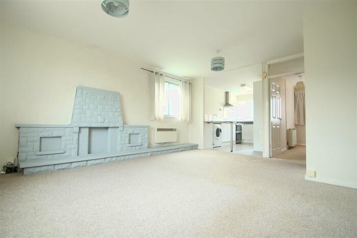2 Bedroom Flat To Rent In Beasley Grove, Great Barr, Birmingham, B43