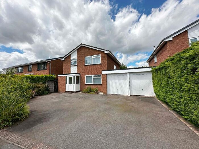 4 Bedroom Detached House For Sale In Oxhayes Close, Balsall Common, Coventry, CV7